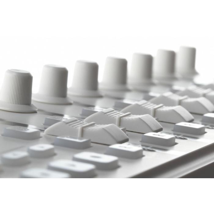 Korg NANOKONTROL2-WH(Kontroller)