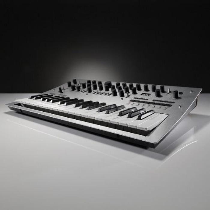 Korg minilogue Synthesizer.